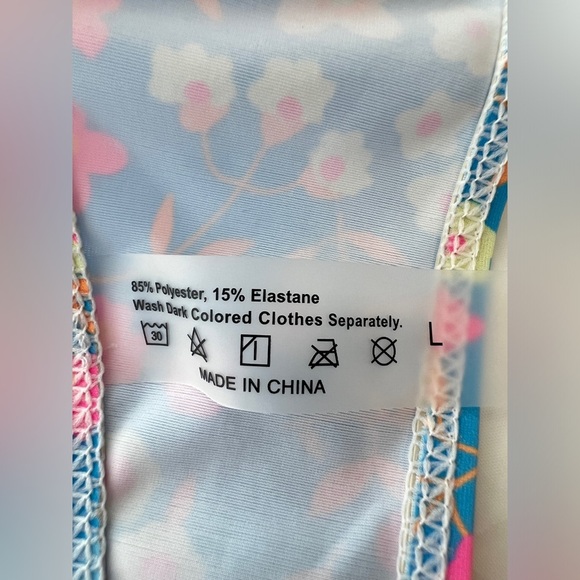 SHEIN Blue and Pink Bikini Set with Floral Design - Picture 3 of 3